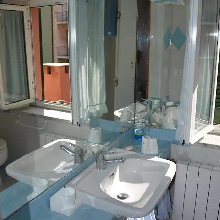 Mansarda Mare Azzurro Di Varazze *